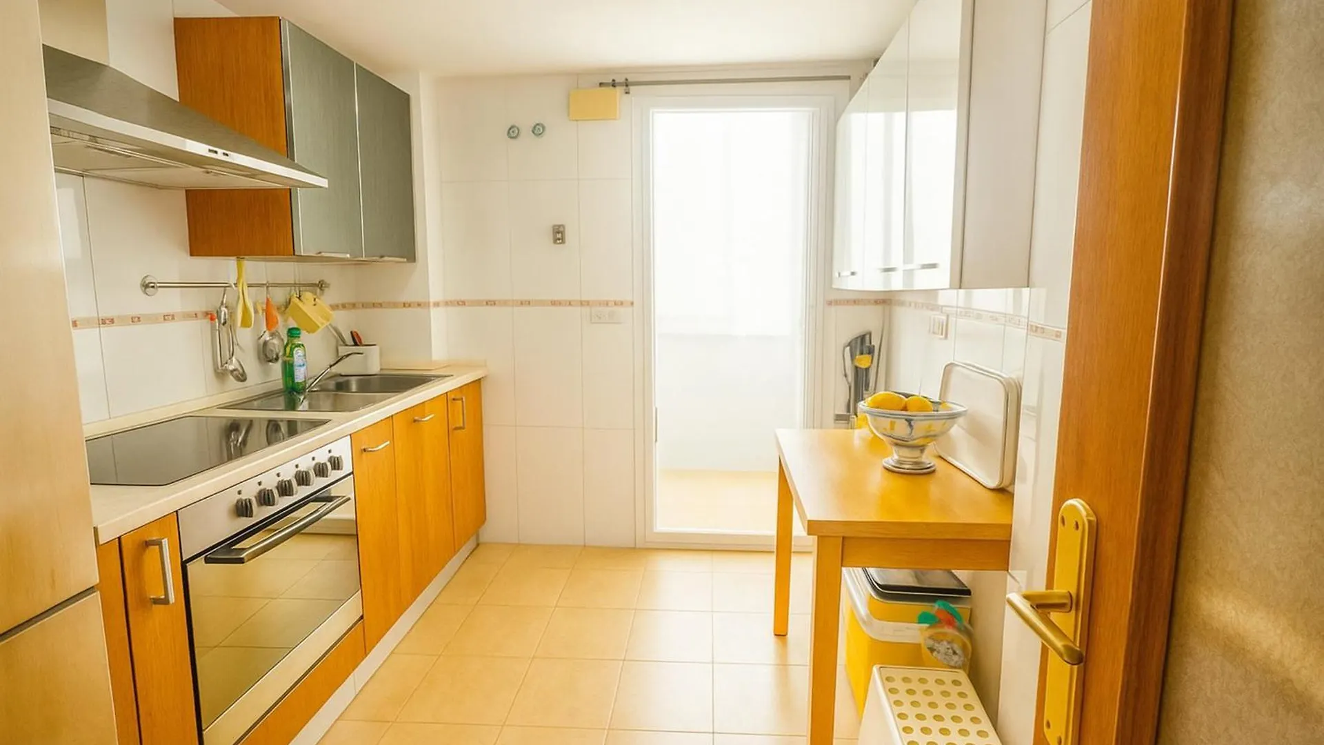 Central Park-Coastal Refuge By The Beach Estepona Apartment